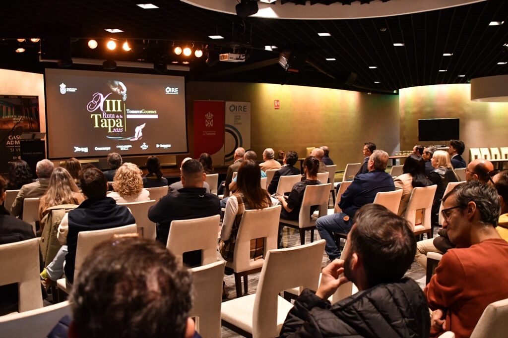 ayuntamiento_tomares_y_cire_presentan_ante_hosteleros_y_patrocinadores_xiii_ruta_de_la_tapa_tomares_gourmet_2025_web_0